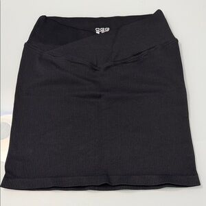 NWOT OQQ Bodycon Front Cross Mini Skirt